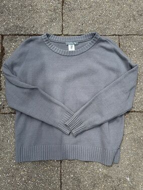 Ultra-Soft and Cozy Crewneck Knit Sweater Pudus Lifestyle Co. - Size M